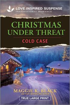 Paperback Christmas Under Threat [Large Print] Book