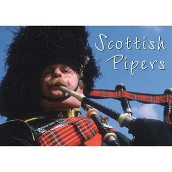 Paperback Scottish Pipers (Souvenir Guide) Book