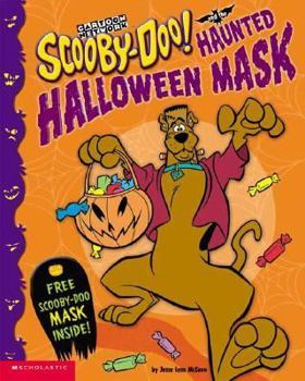 Paperback Scooby-Doo Halloween Novelty Book