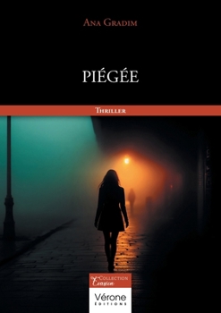 Paperback Piégée [French] Book