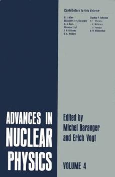 Paperback Advances in Nuclear Physics: Volume 4 Book