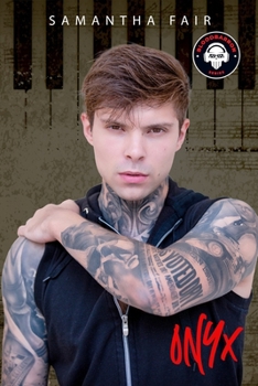 Paperback Onyx: A Rockstar Romance Book