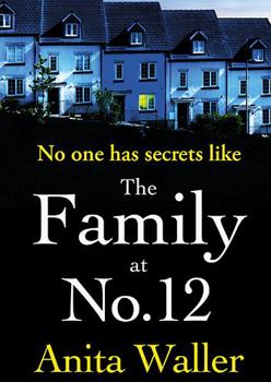 Paperback The Family at No. 12 [Large Print] Book