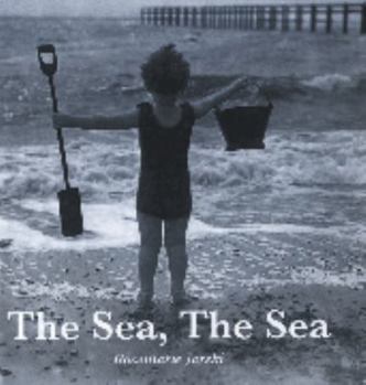 Paperback The Sea, the Sea Book