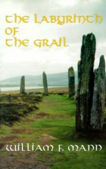 Paperback The Labyrinth of the Grail Book