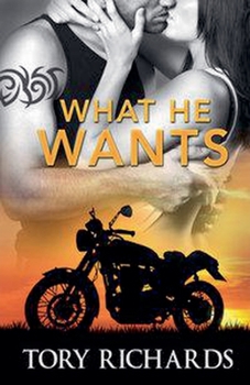 Paperback What He Wants Book