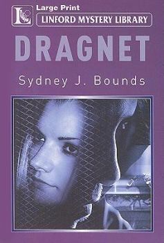 Paperback Dragnet [Large Print] Book