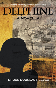 Paperback Delphine: A Novella Book