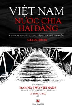 Paperback Việt Nam Nước Chia Hai Đàng [Vietnamese] Book