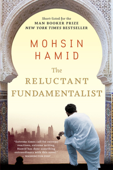 Paperback The Reluctant Fundamentalist Book