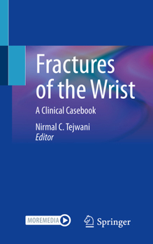 Paperback Fractures of the Wrist: A Clinical Casebook Book