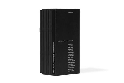 Paperback Dear to Me: Peter Zumthor in Conversation Book