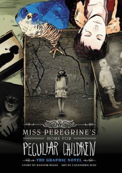 Hardcover Miss Peregrine's Home for Peculiar Children: The Graphic Novel Book