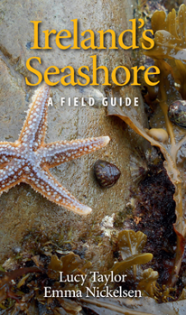 Paperback Ireland's Seashore: A Field Guide Book