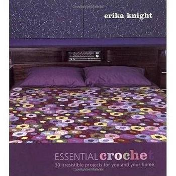 Paperback Essential Crochet: 30 Irresistible Projects for You and Your Home Book