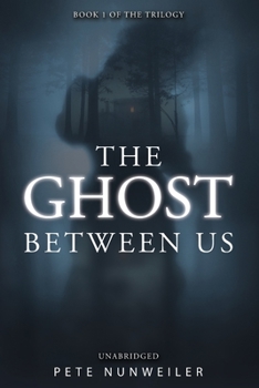 Paperback The Ghost Between Us: Unabridged Book