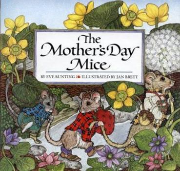 Hardcover The Mother's Day Mice Book