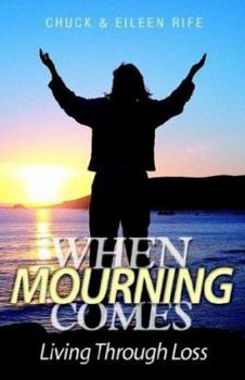 Paperback When Mourning Comes Living Through Loss Book