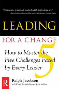 Paperback Leading for a Change Book