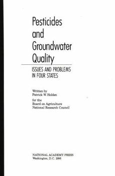 Paperback Pesticides and Groundwater Quality: Issues and Problems in Four States Book