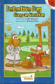 Paperback Detective Dog Goes on Vacation (HOP Chapter Book Vol. 3 Level 3) Book