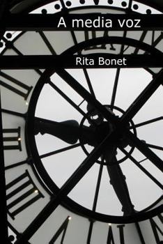 Paperback A media voz [Spanish] Book