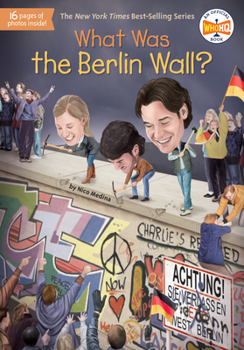 Paperback What Was the Berlin Wall? Book