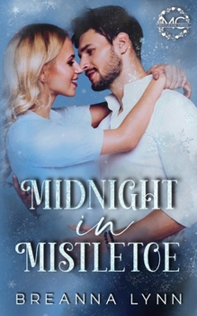 Paperback Midnight in Mistletoe Book