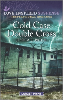 Mass Market Paperback Cold Case Double Cross [Large Print] Book