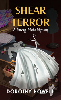 Paperback Shear Terror [Large Print] Book