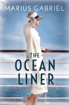 Paperback The Ocean Liner Book