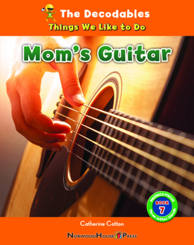 Paperback Mom's Guitar Book