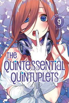 Paperback The Quintessential Quintuplets 9 Book