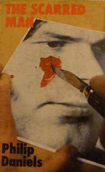 Paperback The Scarred Man (LIN) (Linford Mystery Library) [Large Print] Book