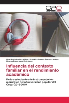 Paperback Influencia del contexto familiar en el rendimiento académico [Spanish] Book