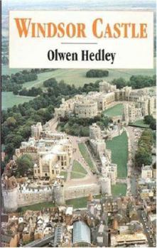 Paperback Windsor Castle Book