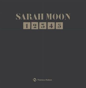 Paperback Sarah Moon 12345. Book