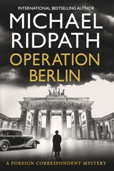 Paperback Operation Berlin [Large Print] Book
