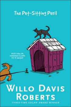 Paperback The Pet-Sitting Peril Book