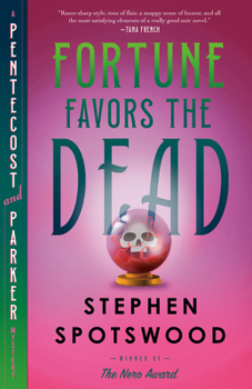 Paperback Fortune Favors the Dead: A Pentecost and Parker Mystery Book