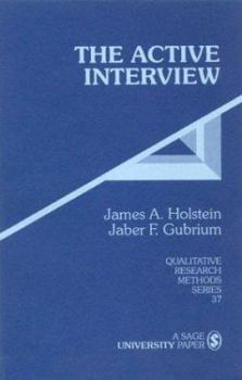 Paperback The Active Interview Book