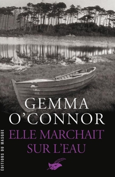 Paperback Elle Marchait Sur L Eau [French] Book