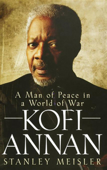 Paperback Kofi Annan: A Man of Peace in a World of War Book