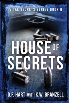 Paperback House of Secrets: Vital Secrets, Book Six - Large Print [Large Print] Book