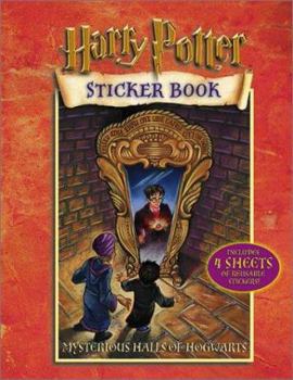 Paperback Harry Potter: Mysterious Halls of Hogwarts Book