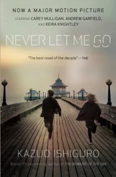 Paperback Never Let Me Go (Movie Tie-In Edition) (Vintage International) Book