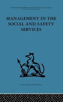 Paperback Management in the Social and Safety Services Book