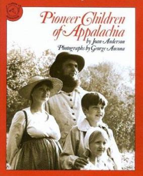 Paperback Pioneer Children of Appalachia Book