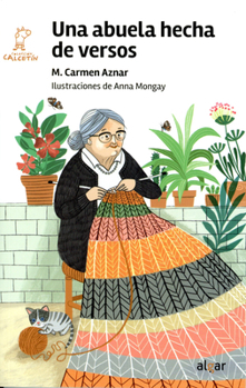 Paperback Una Abuela Hecha de Versos [Spanish] Book