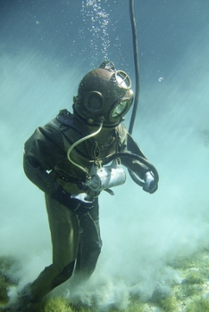 Diving Logbook: Diving Notebook for Beginners and Experienced Divers Notebook Journal for Logging Your Fantastic (6" x 9" ) Scuba diving logbook for 100 dives